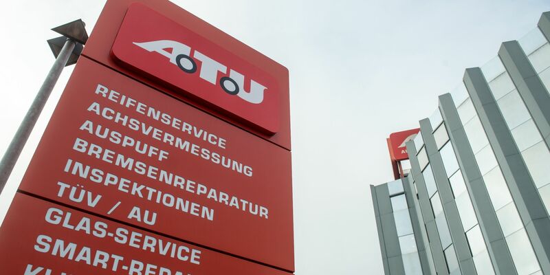 Die Zentrale der Autowerkstattkette ATU in Weiden. Die Firma wurde Opfer eines Cyberangriffs. - Foto: picture alliance / Armin Weigel/dpa