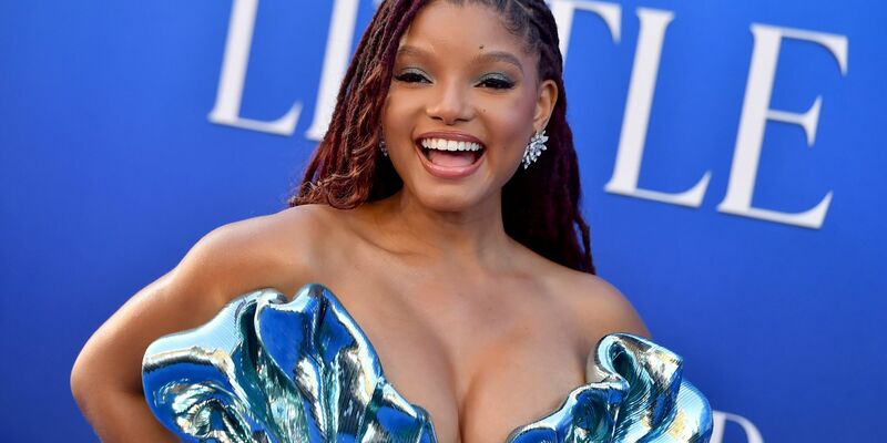 Halle Bailey bei zur Weltpremiere von Arielle im Dolby Theatre in Los Angeles. - Foto: Jordan Strauss/Invision via AP/dpa