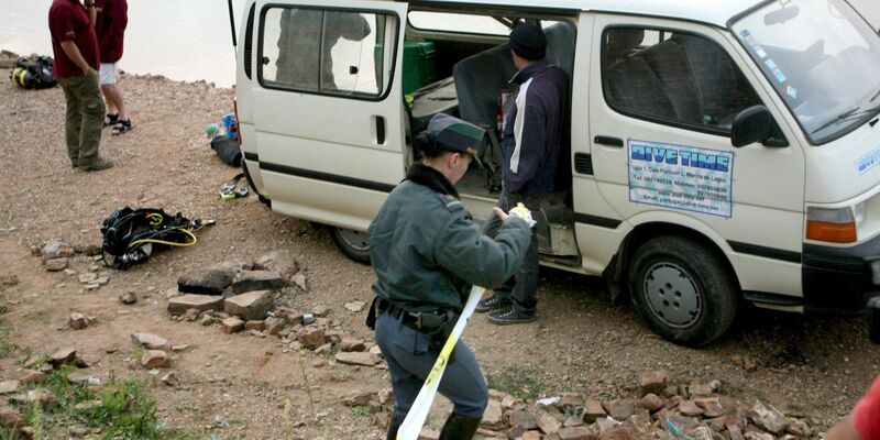 Der Arade-Staudamm war 2008 schon Schauplatz einer Suchaktion. - Foto: Lusa Luis Forra/EPA Lusa/dpa