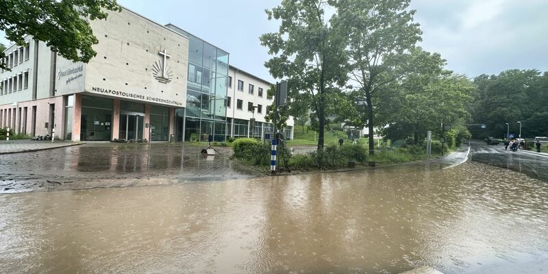 Unwetter in Fröndenberg (Nordrhein-Westfalen) - Foto: Andreas Dunker/dpa
