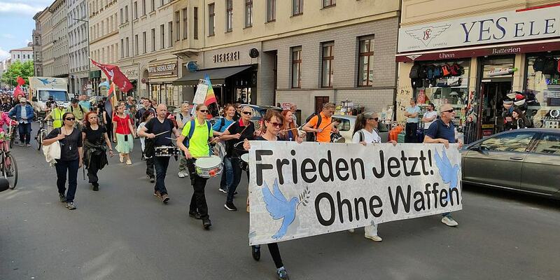 Demo gegen Waffenlieferungen am 13.05.2023 - Foto: ?ber dts Nachrichtenagentur