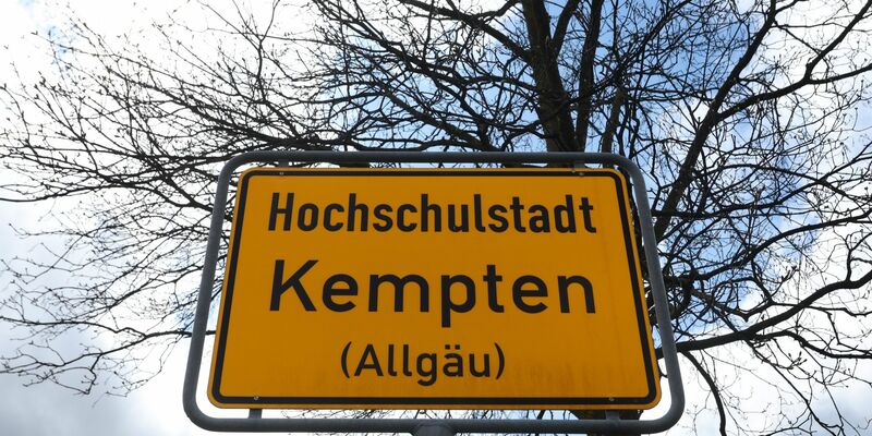 Zwei junge Syrer haben Ermittlungen zufolge einen islamistischen Anschlag mit einem Sprengstoffgürtel geplant, einer von ihnen wohnte zuletzt in Kempten. - Foto: Karl-Josef Hildenbrand/dpa