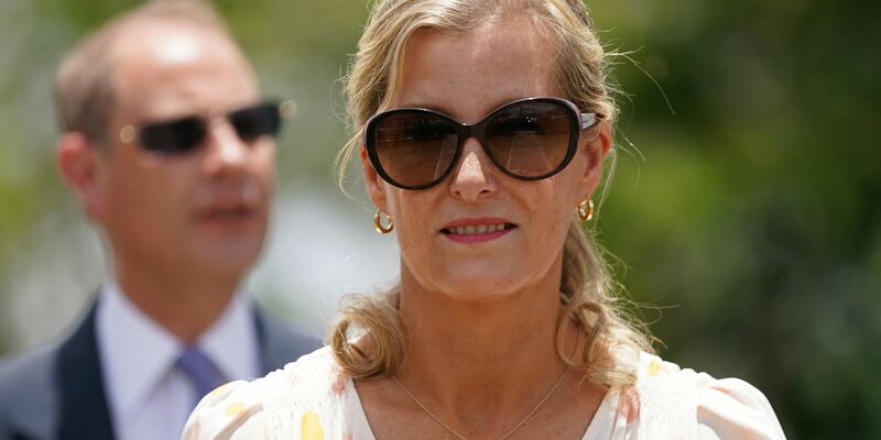 Tragischer Unfall mit einem Begleitmotorrad von Herzogin Sophie. - Foto: Joe Giddens/PA Wire/dpa