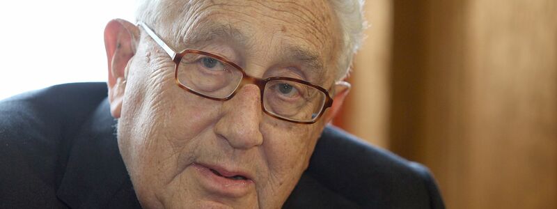 Henry Kissinger ist tot. Der ehemalige US-Außenminister ist im Alter von 100 Jahren gestorben. - Foto: Daniel Karmann/dpa