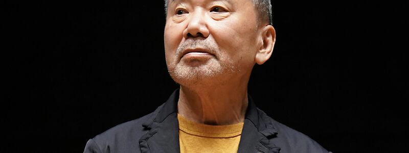 Bestsellerautor Haruki Murakami gehört seit Jahren zu den Anwärtern auf den Literaturnobelpreis. - Foto: Eugene Hoshiko/AP/dpa