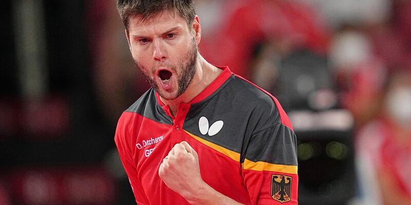 Dimitrij Ovtcharov sicherte gemeinsam mit Patrick Franziska die erste WM-Medaille. - Foto: Michael Kappeler/dpa