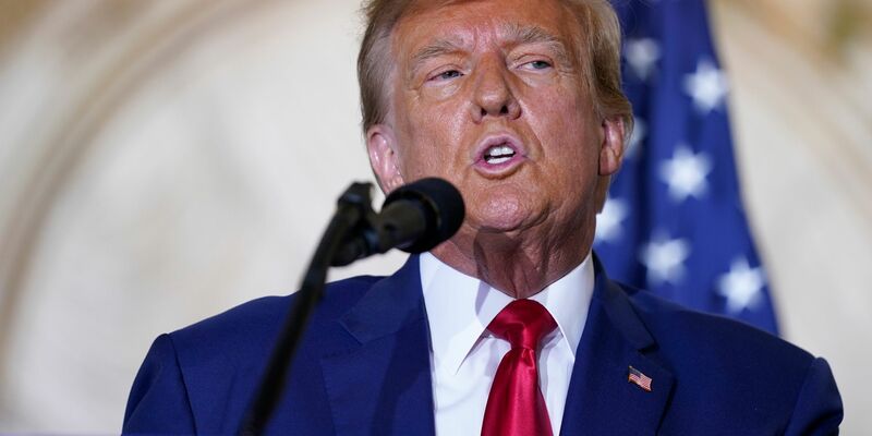 Auch Donald Trump geht ins Rennen für die US-Präsidentschaftswahl 2024. - Foto: Evan Vucci/AP