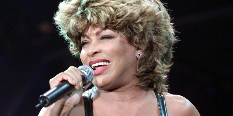 Auch weit nach ihrem Tod begeistert die Musik von Tina Turner die Fans. (Foto aus dem Jahr 2000) - Foto: Stefan Hesse/dpa