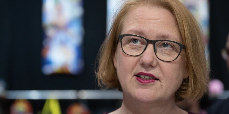 Grünen-Politikerin und Bundesministerin für Familie, Senioren, Frauen und Jugend: Lisa Paus. - Foto: Hendrik Schmidt/dpa