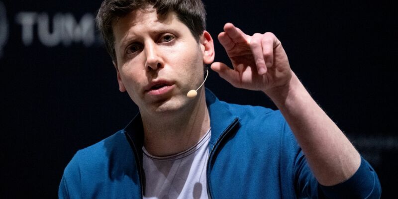 War das öffentliche Gesicht von OpenAI und ist nun nicht mehr dabei: Sam Altman. - Foto: Sven Hoppe/dpa