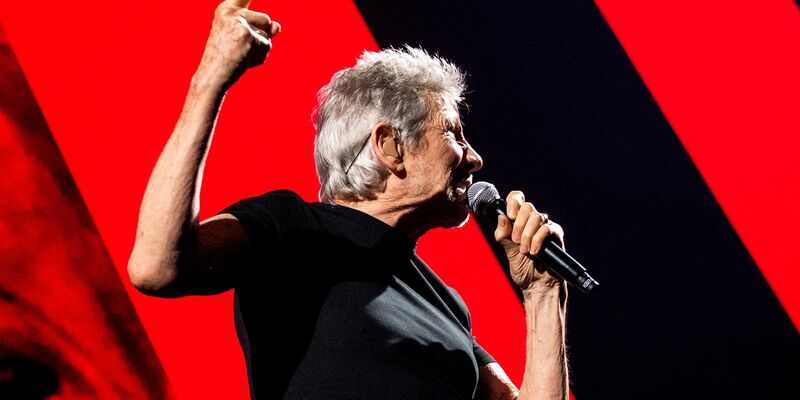 Der Musiker Roger Waters steht in der Kritik. - Foto: Daniel Bockwoldt/dpa