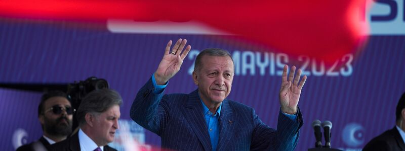 Präsident Recep Tayyip Erdogan ist seit 20 Jahren an der Macht. - Foto: Khalil Hamra/AP
