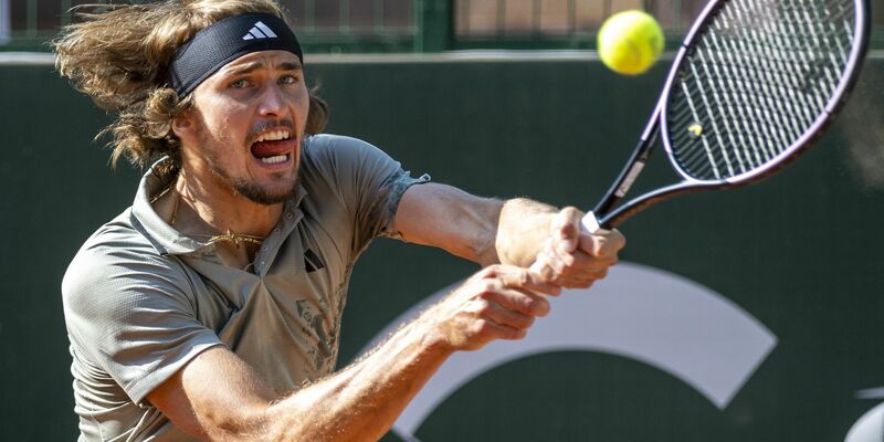 Alexander Zverev ist wieder die deutsche Nummer eins im Tennis. - Foto: Martial Trezzini/KEYSTONE/dpa