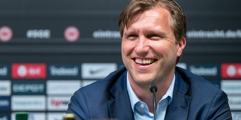 Markus Krösche will laut Medien bei Frankfurt bleiben. - Foto: Sebastian Gollnow/dpa