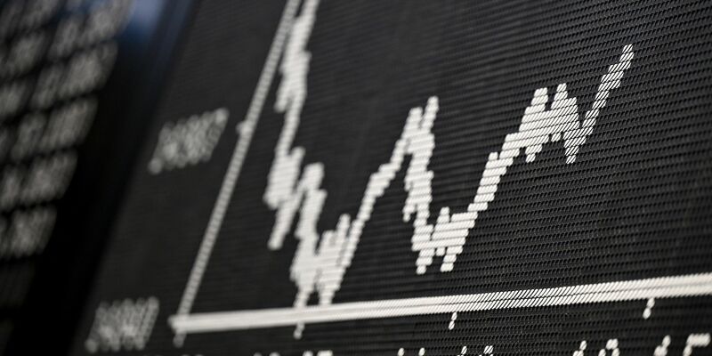 Anlegergeld aus Europa soll möglichst auch in Europa investiert werden.  - Foto: Arne Dedert/dpa