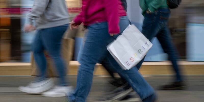 In Deutschland sank die jährliche Teuerungsrate vorläufigen Daten zufolge im Mai deutlicher als von Volkswirten erwartet. - Foto: Monika Skolimowska/dpa