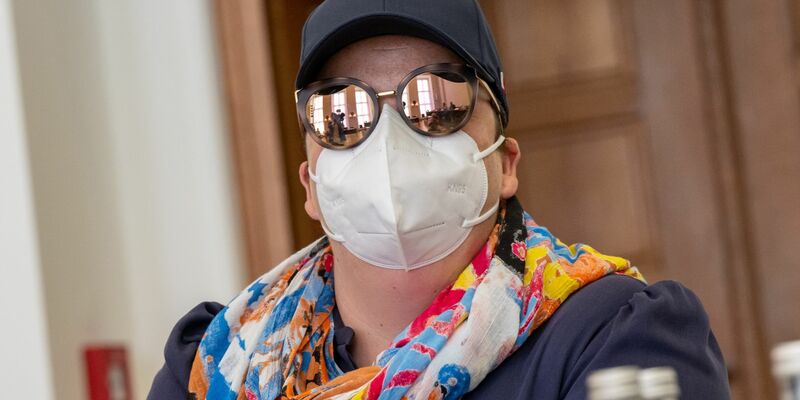 Andrea Tandler kommt im Juli 2022 zur Sitzung des Masken-Untersuchungsausschuss im Bayerischen Landtag zu Zeugenvernehmungen. - Foto: Peter Kneffel/dpa