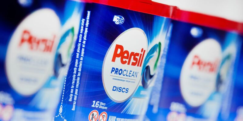 Persil-Produkte werden teurer. - Foto: Rolf Vennenbernd/dpa