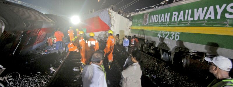 Bei dem Zugunglück sind über 200 Menschen ums Leben gekommen. - Foto: Uncredited/AP