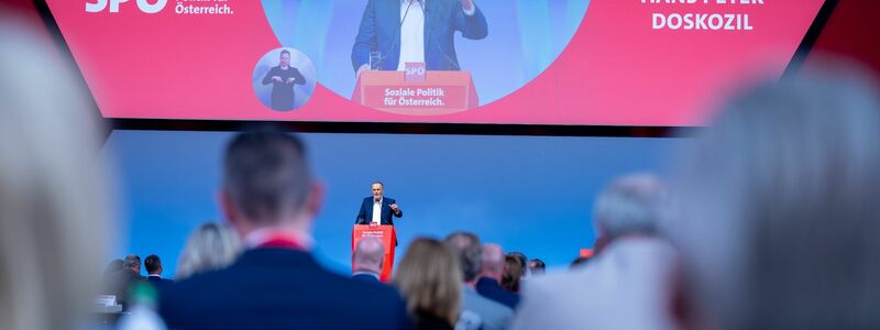 Der neue SPÖ-Chef Hans Peter Doskozil bekam 53 Prozent der Stimmen. - Foto: Georg Hochmuth/APA/dpa