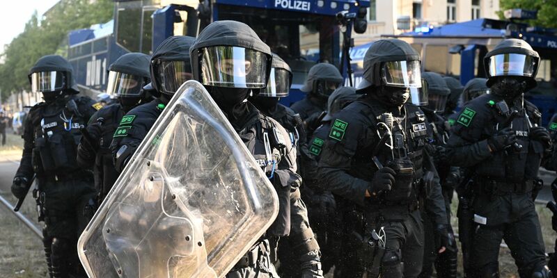 Die Polizei in Landstuhl musste heute einen Jugendlichen auf der Flucht schnappen. - Foto: Hendrik Schmidt/dpa