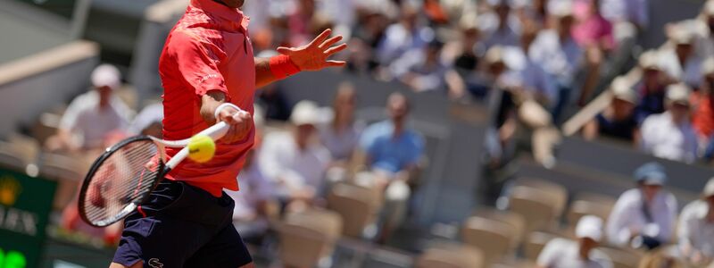Peilt seinen 23. Grand-Slam-Titel an: Novak Djokovic. - Foto: Thibault Camus/AP/dpa