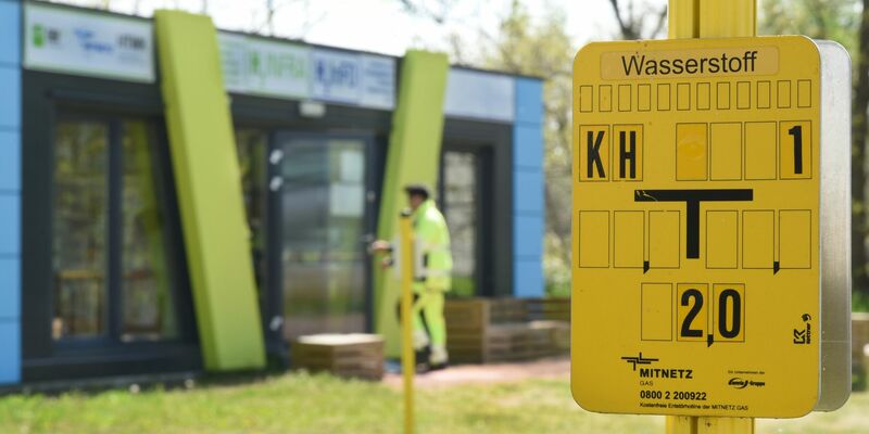 Wasserstoff soll im Zuge der Energiewende schrittweise Erdgas ersetzen. - Foto: Waltraud Grubitzsch/dpa