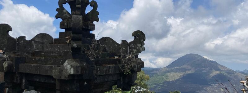 Bali ist die einzige Insel Indonesiens, die überwiegend hinduistisch geprägt ist. Der Glaube und die Kultur der Einwohner sind einzigartig und sehr komplex. - Foto: Carola Frentzen/dpa