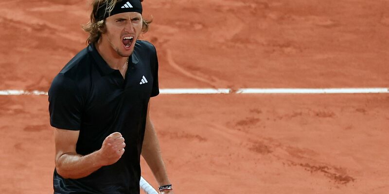 Alexander Zverev trifft im Viertelfinale der French Open auf den Argentinier Tomás Martin Etcheverry. - Foto: Aurelien Morissard/AP