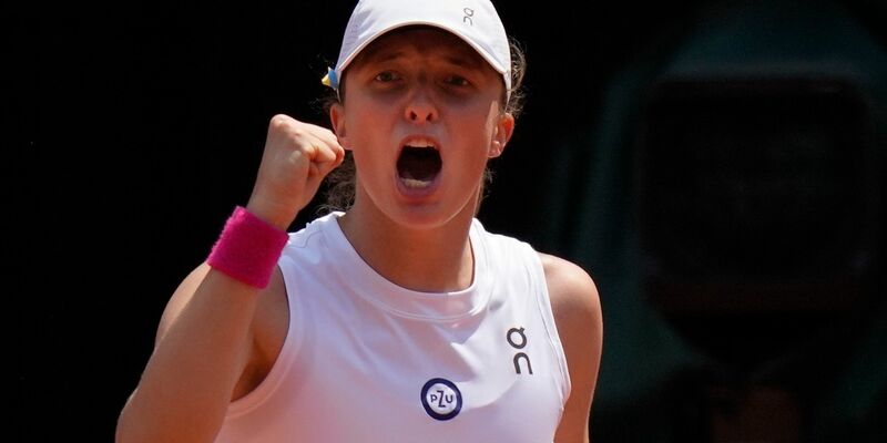 Alexander Zverev musste in Paris nur zu Beginn ein bisschen zittern. - Foto: Thibault Camus/AP/dpa