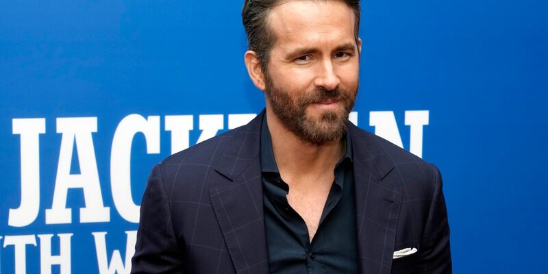 Ryan Reynolds wird zusammen mit Kenneth Branagh vor der Kamera stehen. - Foto: Charles Sykes/Invision via AP/dpa