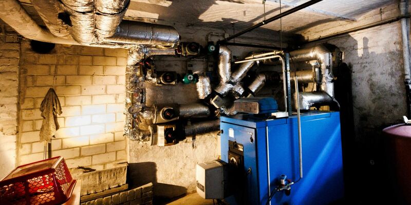 Ab 2024 soll möglichst jede neueingebaute Heizung zu mindestens 65 Prozent mit Öko-Energie betrieben werden, sehen die Ampel-Pläne vor. - Foto: Carsten Koall/dpa