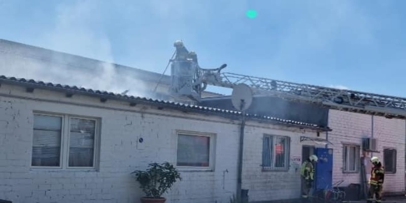 POL-ME: Hunderte Strohballen abgebrannt: Polizei bittet um Hinweise - 2502099 - Foto: presseportal.de