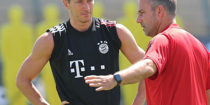 Hansi Flick und Robert Lewandowski gewannen 2020 gemeinsam das Triple. - Foto: M. Donato/FC Bayern/dpa