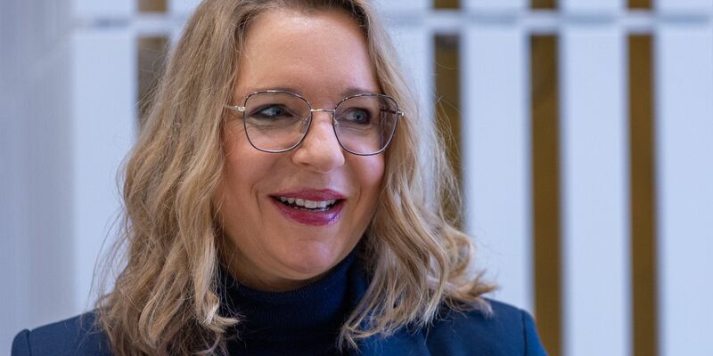 Die Abschaltung der letzten drei Atomkraftwerke in Deutschland verlief nach Einschätzung der Energie-Ökonomin Claudia Kemfert in Sachen Versorgungssicherheit völlig problemlos. - Foto: Jens Büttner/dpa