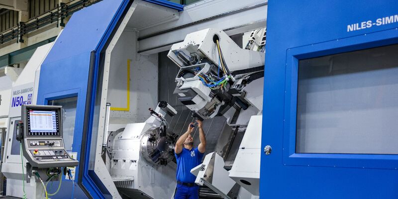 Für ein modernes Frachkräfteeinwanderungsgesetz verständigt sich die Ampel auch auf Details. Damit Ziehe man mit erfolgreichen Einwanderungsländern wie Kanada, Australien oder Neuseeland gleich, hieß es. - Foto: Jan Woitas/dpa