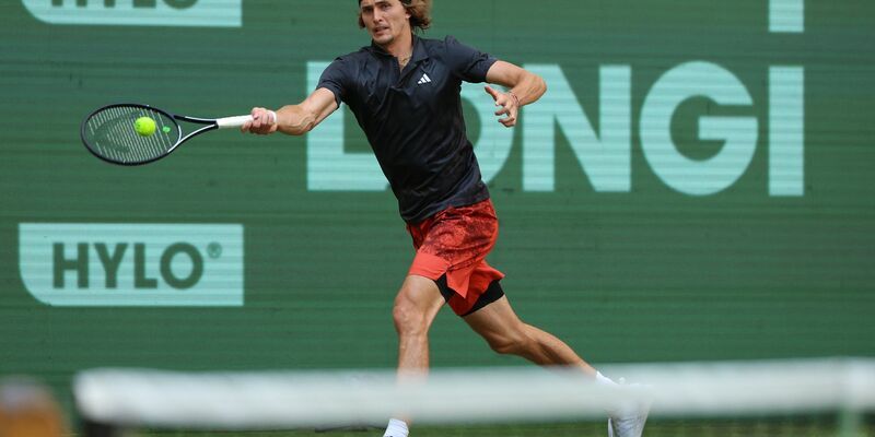 Hatte keine Probleme gegen Thiem: Alexander Zverev. - Foto: Friso Gentsch/dpa