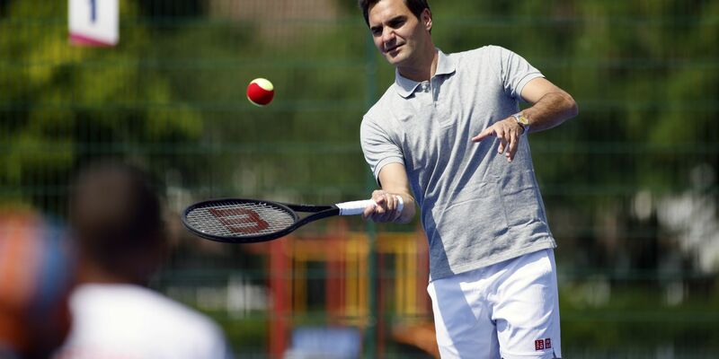 Lobt seinen Ex-Kollegen in höchsten Tönen: Roger Federer. - Foto: Steven Paston/PA Wire/dpa
