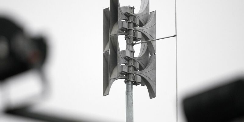 In Potsdam sollen am Samstag die Sirenen ertönen. - Foto: Soeren Stache/dpa