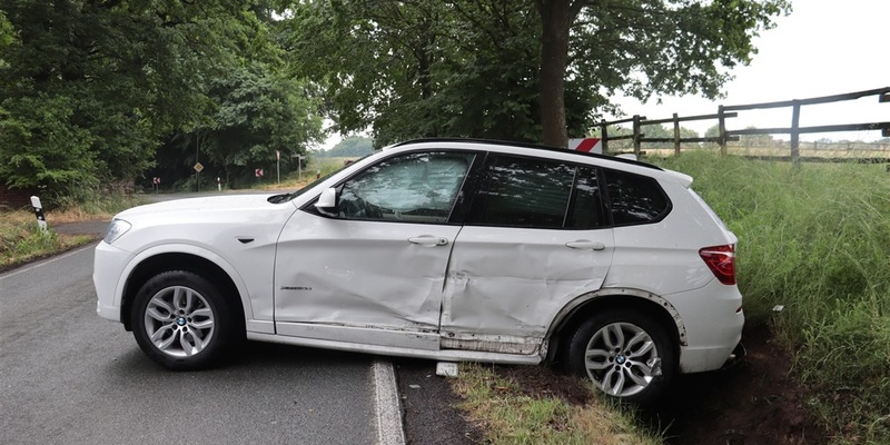 POL-HF: Verkehrsunfall im Kreuzungsbereich - Zwei Leichtverletzte - Foto: presseportal.de