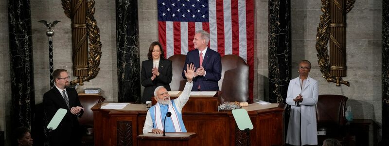 Indiens Premierminister Narenda Modi spricht vor einer gemeinsamen Sitzung des US-Kongresses im Kapitol. - Foto: Manuel Balce Ceneta/AP/dpa