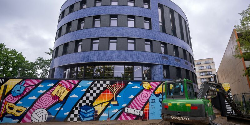 Der Jüdische Campus wird am 25. Juni 2023 offiziell eröffnet. - Foto: Monika Skolimowska/dpa