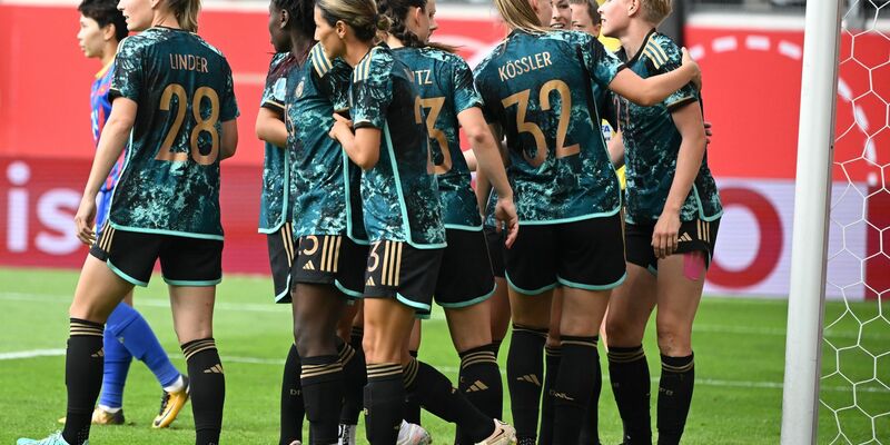 Die DFB-Frauen besiegten Vietnam mit 2:1. - Foto: Sebastian Christoph Gollnow/dpa