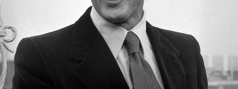 Vor 50 Jahren absolvierte Roger Moore seinen ersten Einsatz als Geheimagent James Bond. - Foto: Pa/PA Wire/dpa