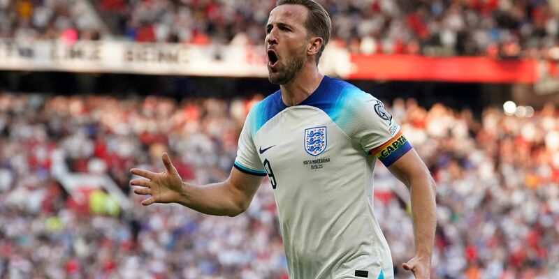 Harry Kane soll der Wunschstürmer beim FC Bayern München sein. - Foto: Dave Thompson/AP/dpa