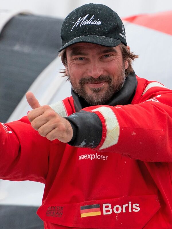 Boris Herrmann und Team Malizia segeln dem Ziel ihrer OceanRace