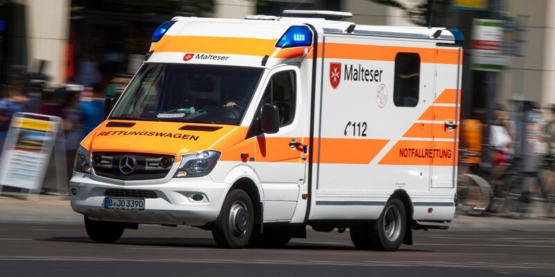 In den vergangenen zwei Jahrzehnten gab es durschnittlich fast 1500 Klinikbehandlungen pro Jahr wegen extremer Hitze (Symbolfoto). - Foto: Jens Büttner/ZB/dpa