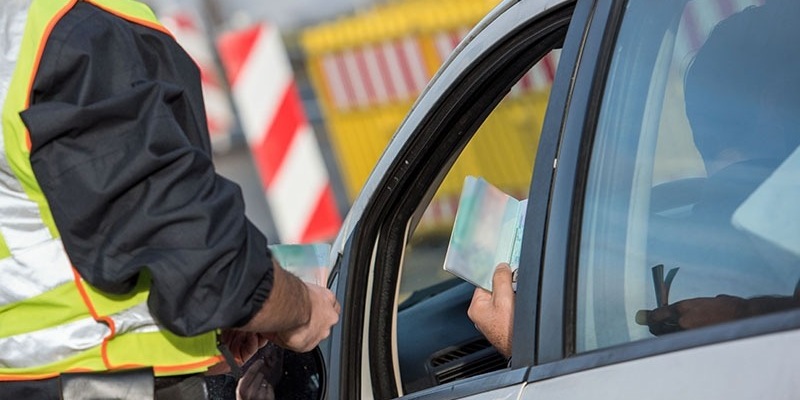 Bundespolizeidirektion München: Mehrfach gesuchter Georgier bei Grenzkontrolle gefasst / Ganze Liste vorgeworfener Straftaten - Namenswechsel sollte Identität wohl verschleiern - Foto: presseportal.de