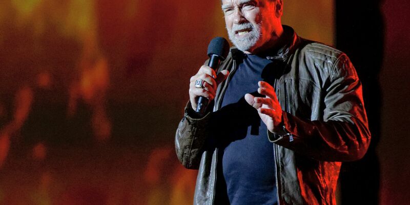 Der Taschen Verlag bringt «Arnold» auf den Markt, eine «fotografische Hommage» mit Bildern aus dem bewegten Leben von Arnold Schwarzenegger. - Foto: Tuane Fernandes/dpa