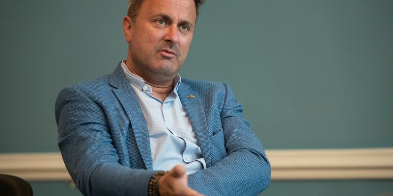 Der luxemburgische Premierminister Xavier Bettel hat Kritik an Ungarns Ministerpräsidenten Viktor Orban geäußert. - Foto: Harald Tittel/dpa